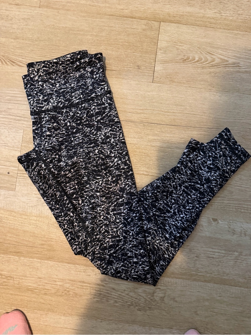 lululemon athletica Black and White Patterned Shoe/Slip-In